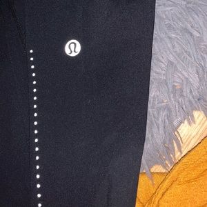 Black Lululemon leggings size 2 capris